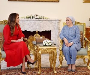 انتصار السيسي: سعدت بلقاء الملكة رانيا في بلدها الثاني (صور) 