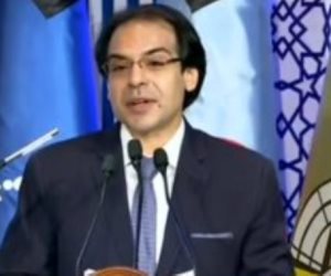 خبير تقنى بالندوة التثقيفية الـ31: الهواتف الذكية تراقب كل تفاصيل حياتنا