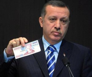 رغم انهيار اقتصاد بلاده.. أردوغان يُزيد راتبه وهذا ما يتقاضاه الديكتاتور
