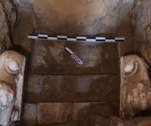 تفاصيل اكتشاف أول مقبرة رومانية في سقارة (صور)