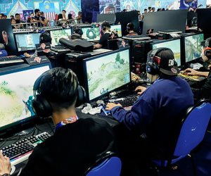 تفاصيل إقرار الصين قانون يمنع ممارسة الأطفال لألعاب الإنترنت أكثر من ساعة ونصف