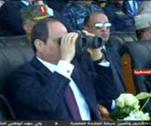 الرئيس السيسى يشهد عروضا جوية خلال افتتاح قاعدة برنيس العسكرية