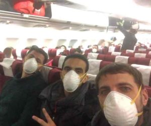 وصول طائرة المصريين العائدين من الصين إلى مطار العلمين