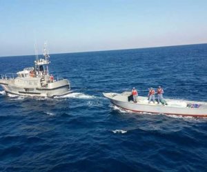 القوات البحرية المصرية والفرنسية تنفذان تدريبا بحريا عابرا بالبحر الأحمر