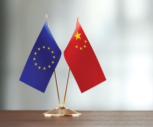 أوروبا والصين.. نزاع جمركي على صادرات «الفايبر جلاس» المصنعة داخل مصر