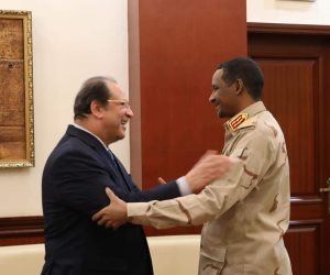 اللواء عباس كامل يؤكد لنائب رئيس مجلس السيادة السوداني دعم مصر السلطة الانتقالية