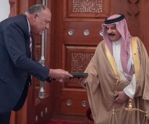 ملك البحرين يتسلم رسالة من السيسي ويعرب عن تضامنه مع مصر في حقوقها المائية