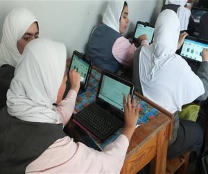 وزارة التعليم: الطالب غير الحاصل على جهاز التابلت سيؤدي الامتحان ورقيا