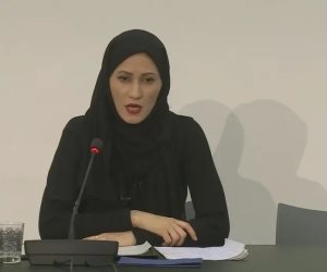 زوجة الشيخ طلال آل ثاني المعتقل في قطر تفضح نظام الحمدين: وضعه خطير