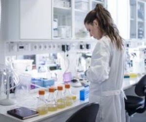 جامعة في أستراليا تطور لقاحا لرفع الأجسام المضادة لمواجهة كورونا