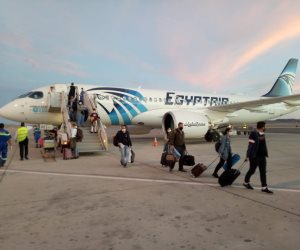 مطار مرسى علم يستقبل رحلة طيران جديدة قادمة من واشنطن لعالقين مصريين بالخارج
