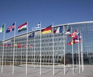 موقف تركيا داخل "الناتو" متأزم.. والسبب عبث أردوغان بالملف الليبي