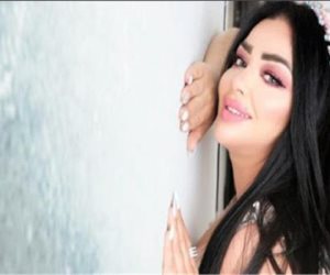 ملهوفة.. صابرين الشريف تتصدر محركات البحث بعد أولى أعمالها الفنية باللهجة المصرية