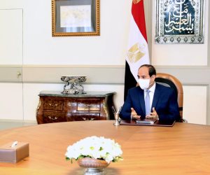 الرئيس السيسى يعقد اجتماعا مع وزير الداخلية