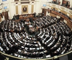 انتخابات مجلس الشيوخ.. مرشحون يلجأون لمكبرات الصوت وحملات طرق الأبواب بسبب الكورونا