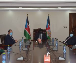 رئيس جهاز المخابرات ووزيرة الصحة يفتتحان المركز الطبي المصري الجديد في جنوب السودان