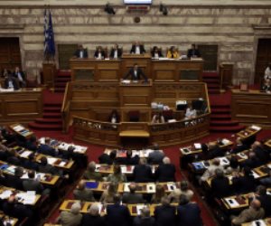 البرلمان اليونانى يصدق على اتفاقية تعيين الحدود البحرية مع مصر