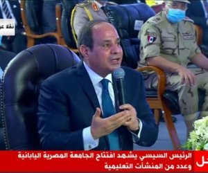 السيسى: "مصر بتساعد من 100 سنة.. ودلوقتى رد الجميلإن البعض عاوز يهدمها"