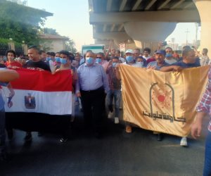 «حلوان بتمسي على الوطن» بمسيرة حاشدة إلى المنصة احتفالا بنصر أكتوبر ودعم الرئيس والدولة