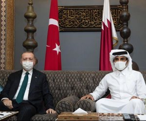 أزمة بين قطر وتركيا.. أردوغان يوبخ الحمدين ببسبب عمليات التنقيب