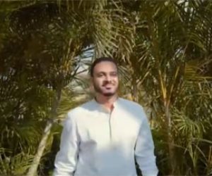 محمد المصطفى.. رائعة الفنان مصطفى حمدي دفاعاً عن الرسول عليه السلام