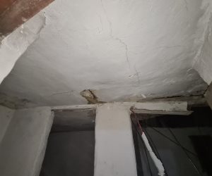 محافظة الجيزة تكشف تفاصيل انهيار سقف غرفة بعقار بالعمرانية تسبب في مصرع مسنة