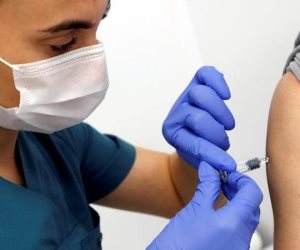 3 لقاحات تتنافس.. كيف تستعد الهند للتطعيم الشامل ضد فيروس كورونا؟