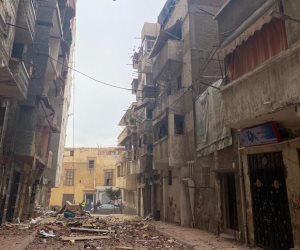 النيابة الإدارية تواصل التحقيق في واقعة عقار الإسكندرية المائل
