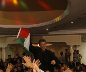 في أي صفقة تبادلية مع إسرائيل.. زوجة أقدم أسير فلسطيني تناشد سوريا مساعدتها للإفراج عن زوجها