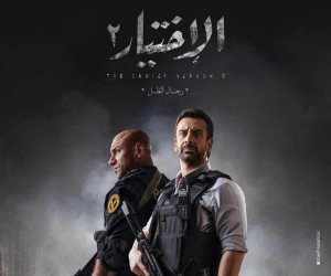مسلسل الاختيار 2 الحلقة الرابعة.. زكريا ينقذ ضابطا محتجزا داخل رابعة.. وقوات الأمن تتحرك لفض الاعتصام