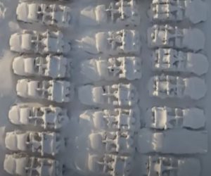 بسبب كثافة الثلوج وراء القطب الشمالي.. مدينة روسية تتحول لمنطقة مهجورة (فيديو وصور)