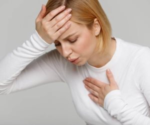النوبة القلبية.. علاماتها وأعراضها وطرق الوقاية