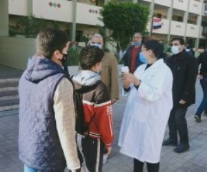 تلاميذ النقل يتحدون كورونا.. 9 ملايين طالب النقل يؤدون «امتحان مارس» وسط إجراءات احترازية