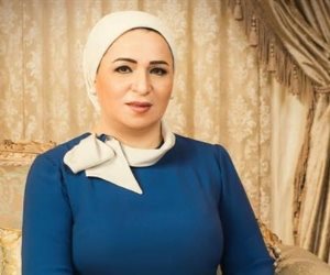السيدة انتصار السيسي تنعى جيهان السادات: كانت نموذجا للمرأة المثالية الوطنية
