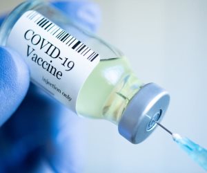 الأطباء يحذرون من أعراض جديدة في الموجة الثالثة من فيروس كورونا