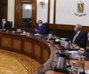  رئيس الوزراء يتابع مشروعات تطوير المناطق العشوائية بالقاهرة 