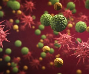 لجنة مكافحة كورونا: البروتوكولات العلاجية فعالة ضد متحورات الفيروس