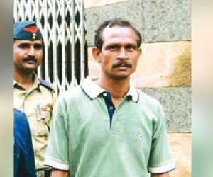 مقتل مغتصب الهند.. 200 امرأة أجحزوا عليه بالسكاكين والحجارة ومسحوق الفلفل الحار