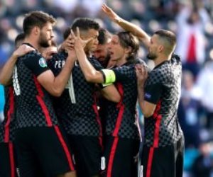 يورو 2020.. خطأ ساذج يهدى كرواتيا الهدف الأول ضد إسبانيا بالدقيقة 20 "فيديو"