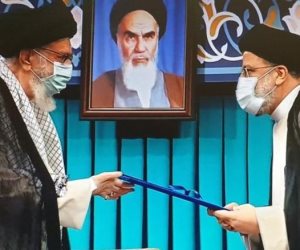 تنصيب "رئيسي".. أزمات في وجه الرئيس الإيراني الجديد وتعهدات بالحل