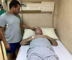 نقل توفيق عكاشة لمستشفى العلمين بعد تعرضه لأزمة صحية