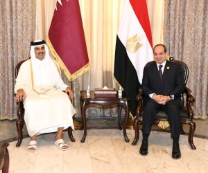 الرئيس السيسي يلتقي مع أمير دولة قطر تميم بن حمد في بغداد