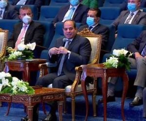 الرئيس السيسي: صندوق تحيا مصر تحت مسؤوليتي المباشرة و«مفيش جنيه بيطلع كده»
