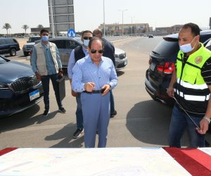 الرئيس السيسى يتفقد توسعة "الدائرى" والمحاور والطرق الجديدة بمنطقة مطار القاهرة (صور)