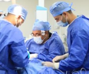 الرعاية الصحية: 7 ملايين خدمة طبية لمنتفعى التأمين الصحى الشامل بـ3 محافظات