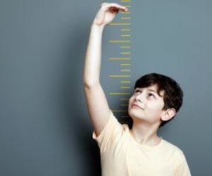 بعد مبادرة فحص 4 ملايين طالب فى المدارس.. كيف يسبب سوء التغذية تقزم الأطفال؟