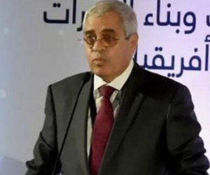 المستشار أحمد خليل يؤكد أهمية تضافر الجهود الدولية لمكافحة غسل الأموال وتمويل الإرهاب 