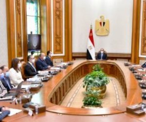 الرئيس السيسي يتابع تحضيرات استضافة مصر للقمة العالمية للمناخ COP27