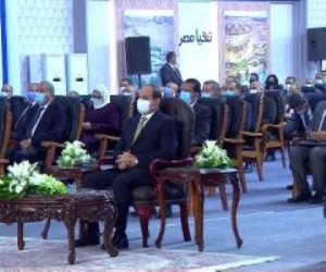 الرئيس السيسى يشهد استعراضا غنائيا من أهالى أسوان باحتفالية "أسبوع الصعيد"