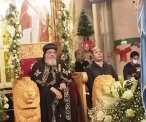 البابا تواضروس يترأس قداس رأس السنة بالكاتدرائية المرقسية بالإسكندرية (فيديو)